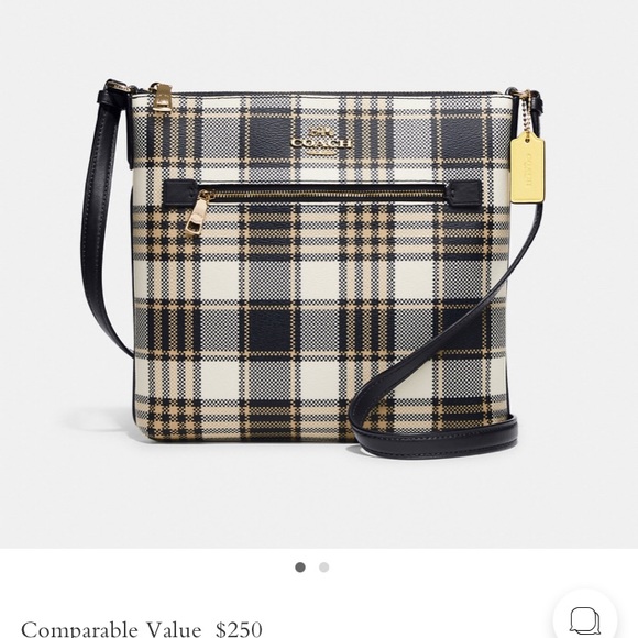 COPY - COPY - 🥀NWT COACH SET🥀🥀. Reserve simply happy. - Picture 4 of 9